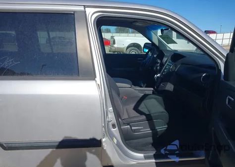 2010 Honda Pilot Lx z USA, uszkodzony, nr VIN 5FNYF3H27AB007345